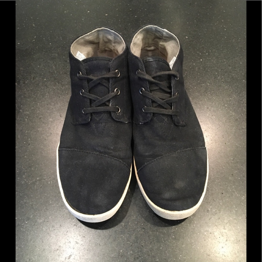Black Mid Top TOMS Casual Shoe